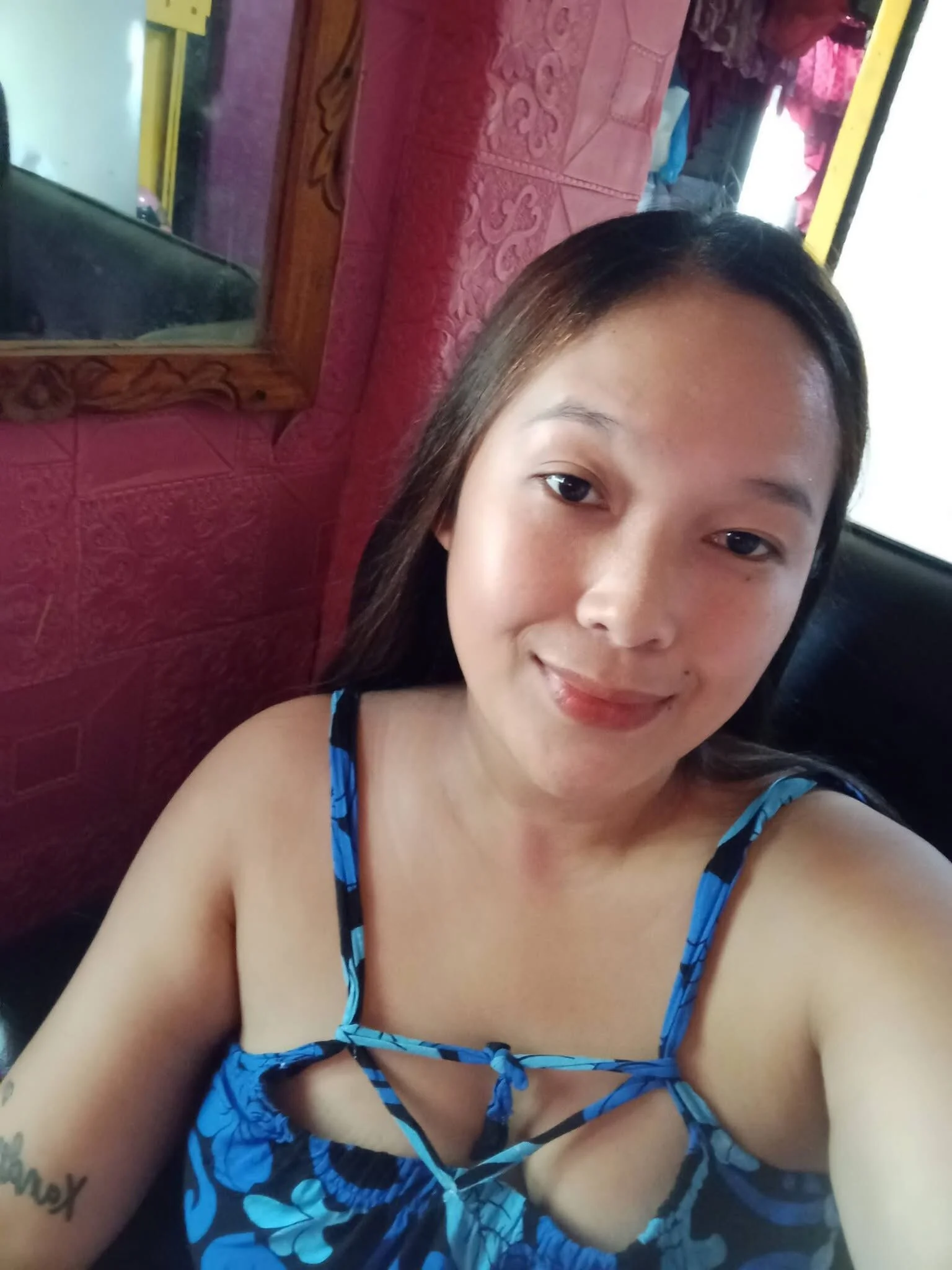 XXX Porn Photo of Nude urwomaninlove 2