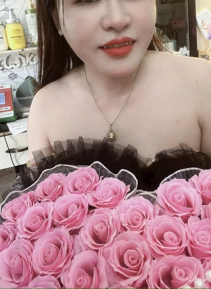 XXX Porn Photo of Nude dis_princess 1