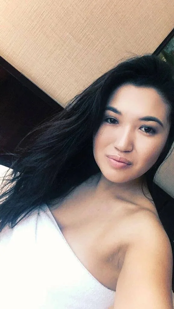 XXX Porn Photo of Nude NikkiNSerdron 1