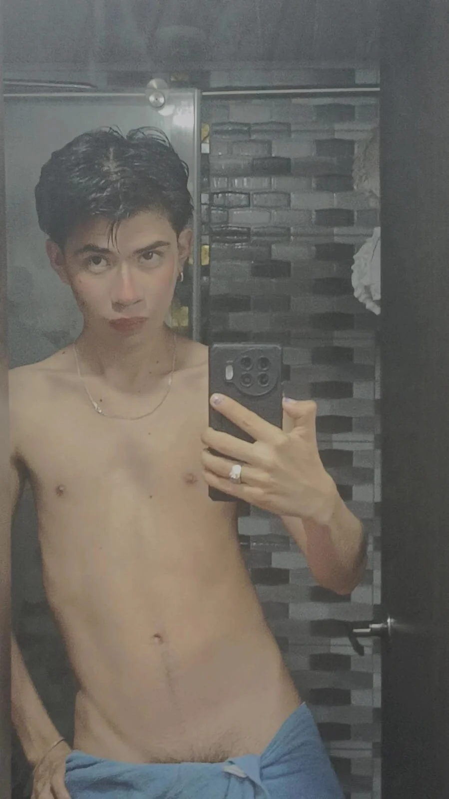 XXX Porn Photo of Nude youn_rider 17