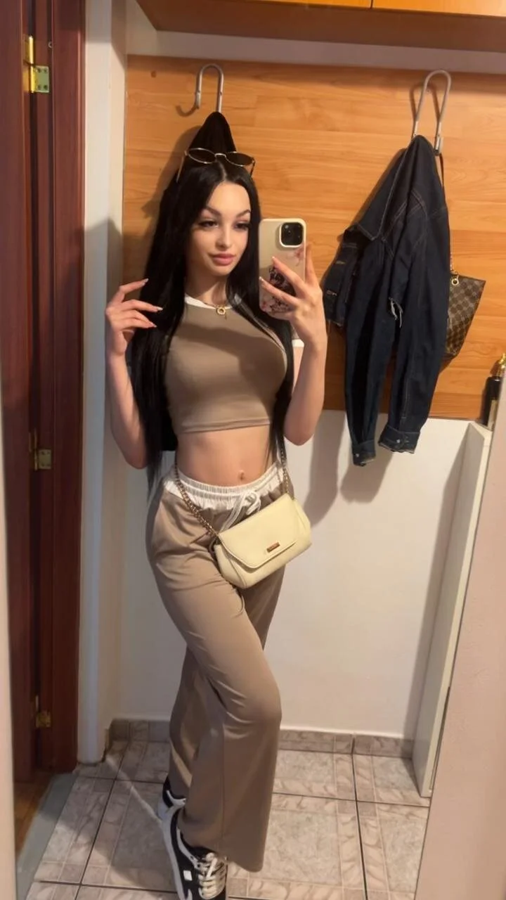 XXX Porn Photo of Nude babygang_sidequests 4