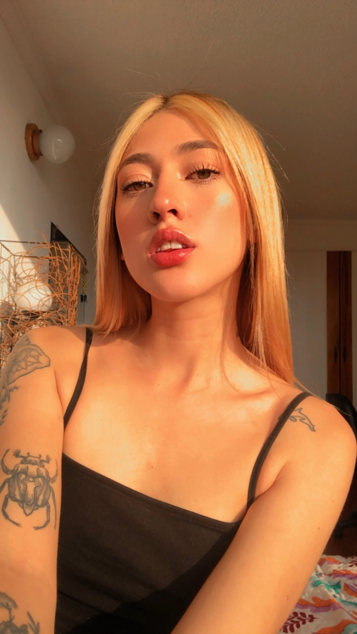 XXX Porn Photo of Nude violet_ch 19