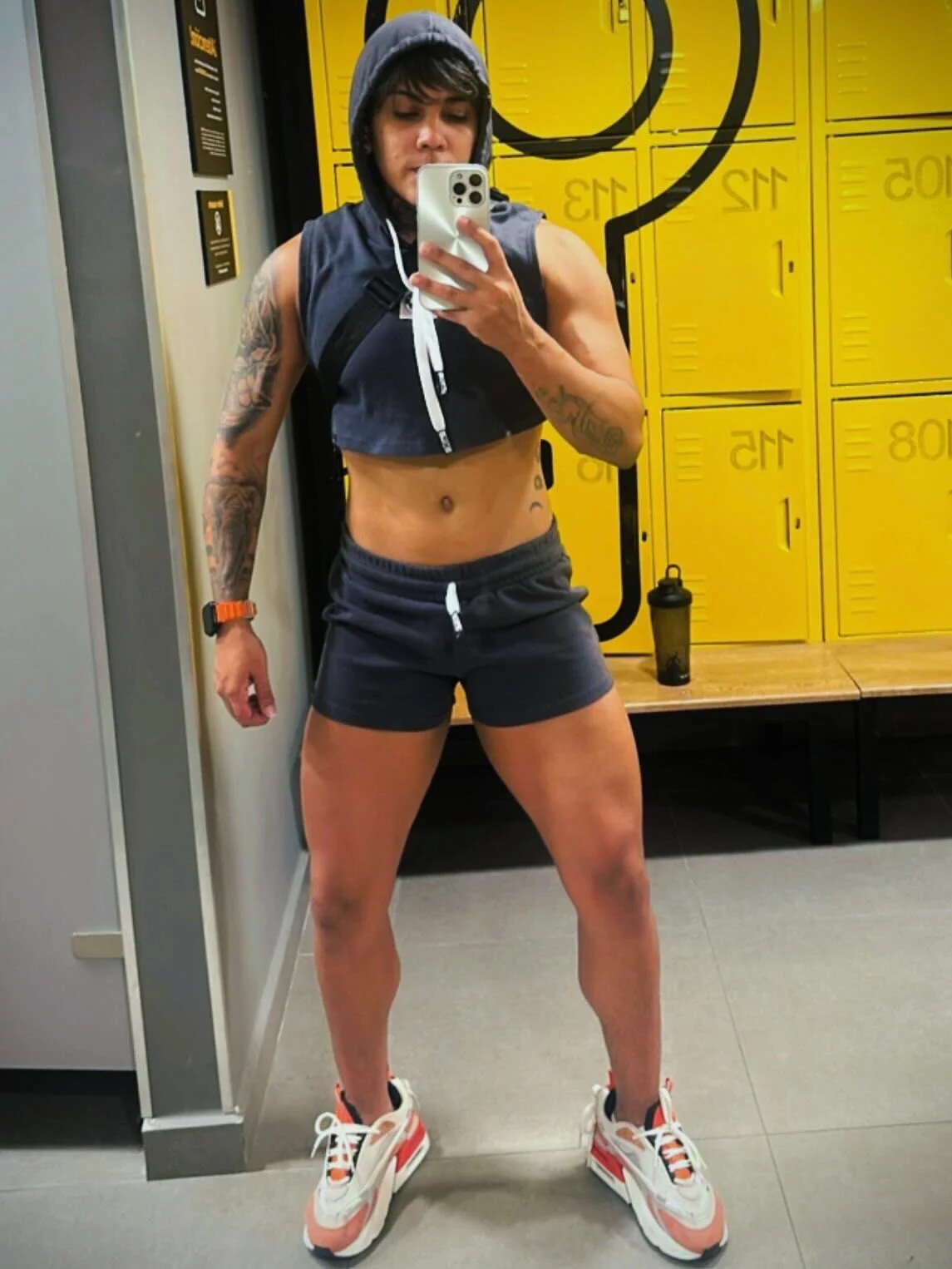 XXX Porn Photo of Nude ZhoeStrong 9