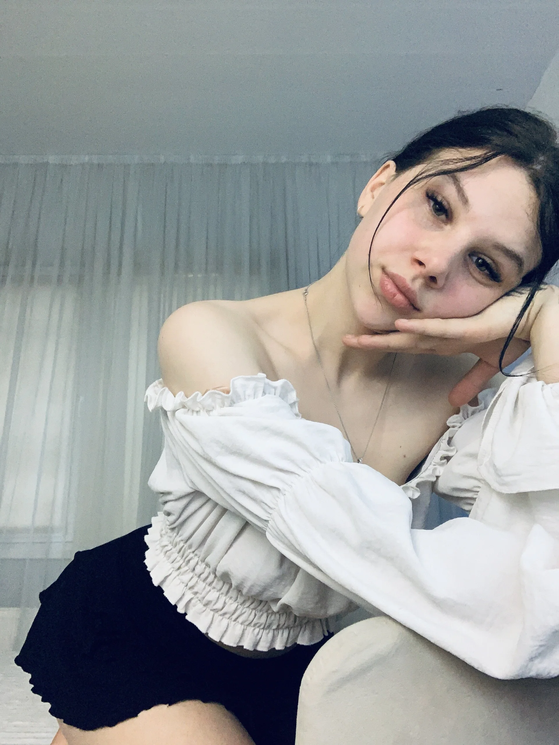 XXX Porn Photo of Nude Adelina_xxx 2