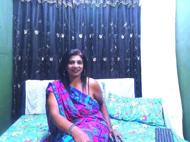 XXX Porn Photo of Nude indianerotica69 14