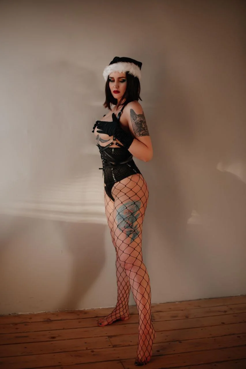 XXX Porn Photo of Nude Emmybrightj_ 99