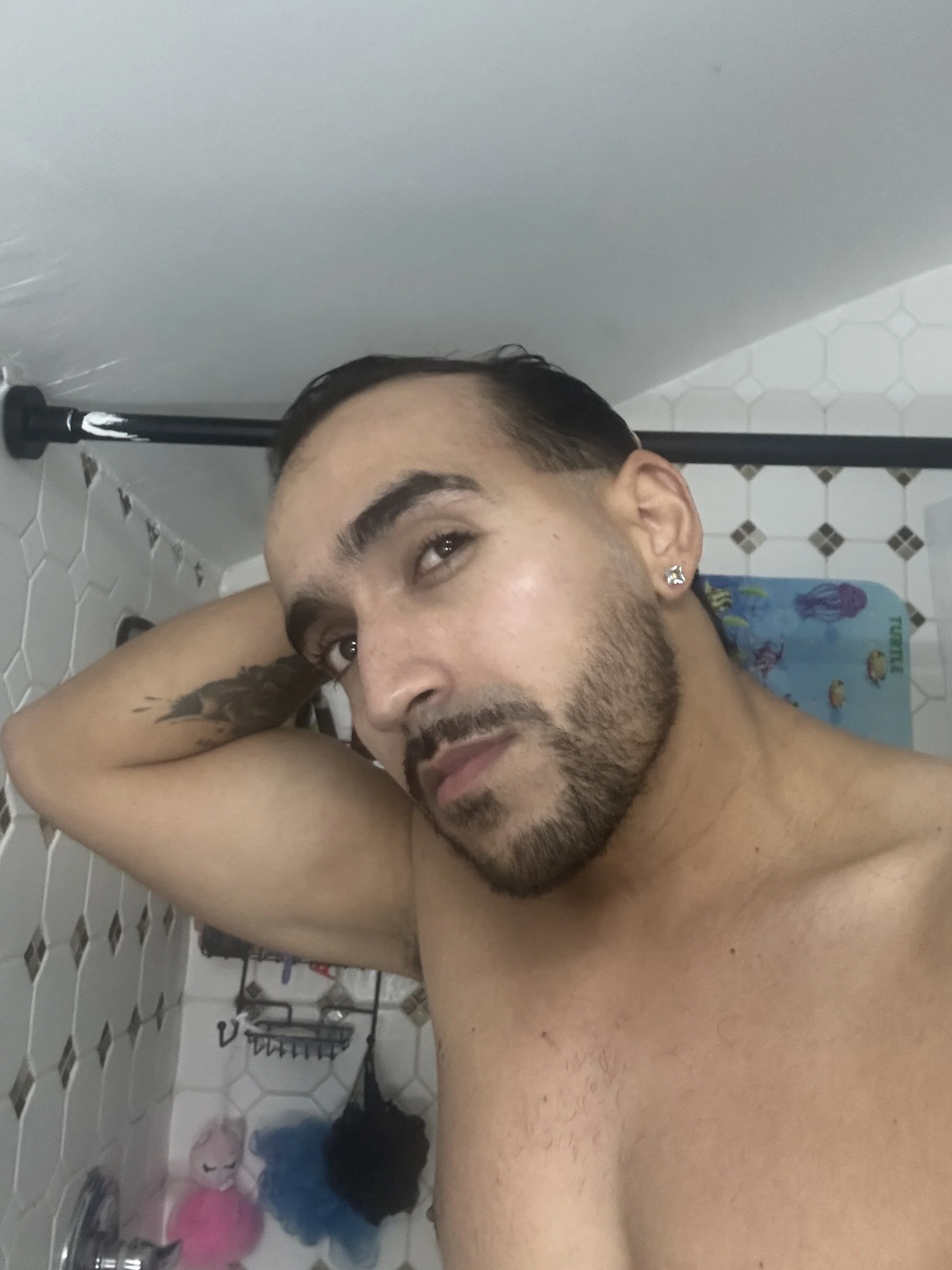XXX Porn Photo of Nude Titan201927 1