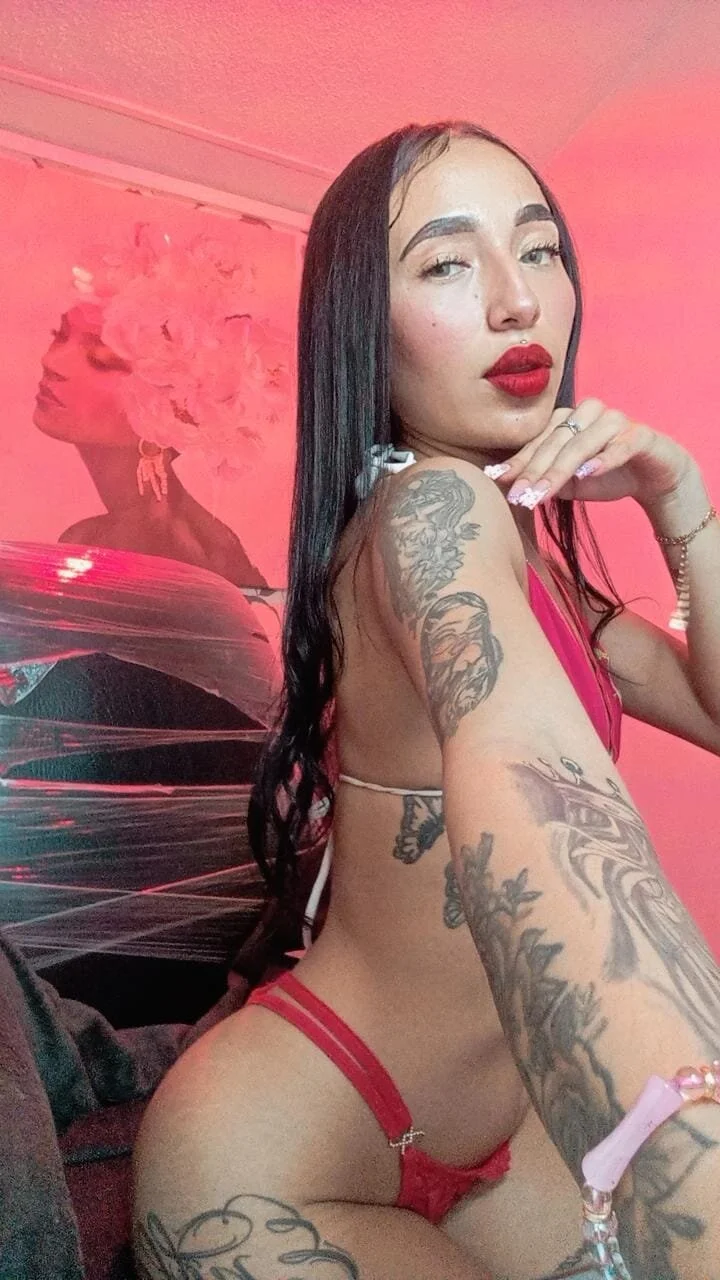 XXX Porn Photo of Nude mailhyn_ 5