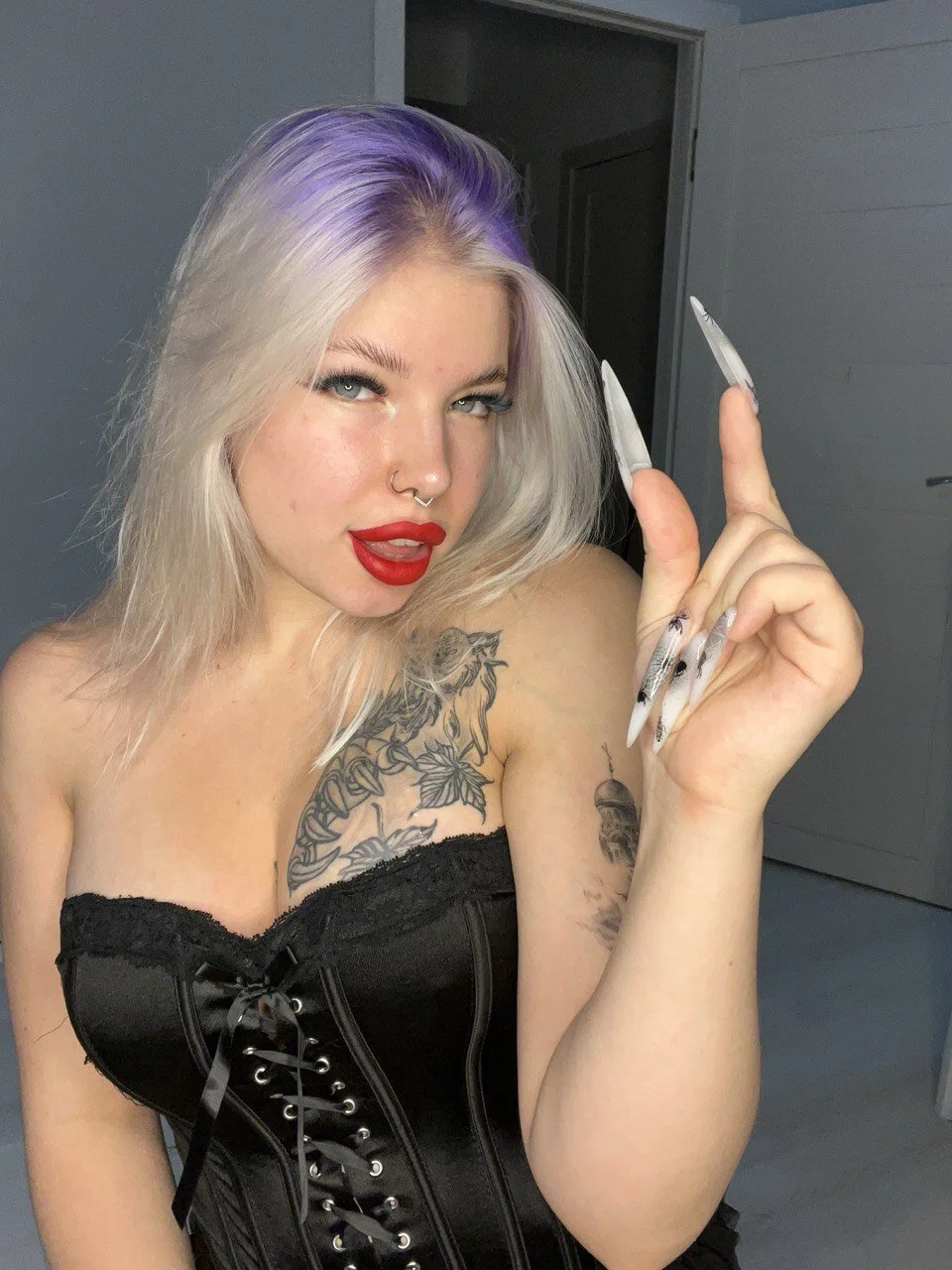 XXX Porn Photo of Nude heyitsrita 4