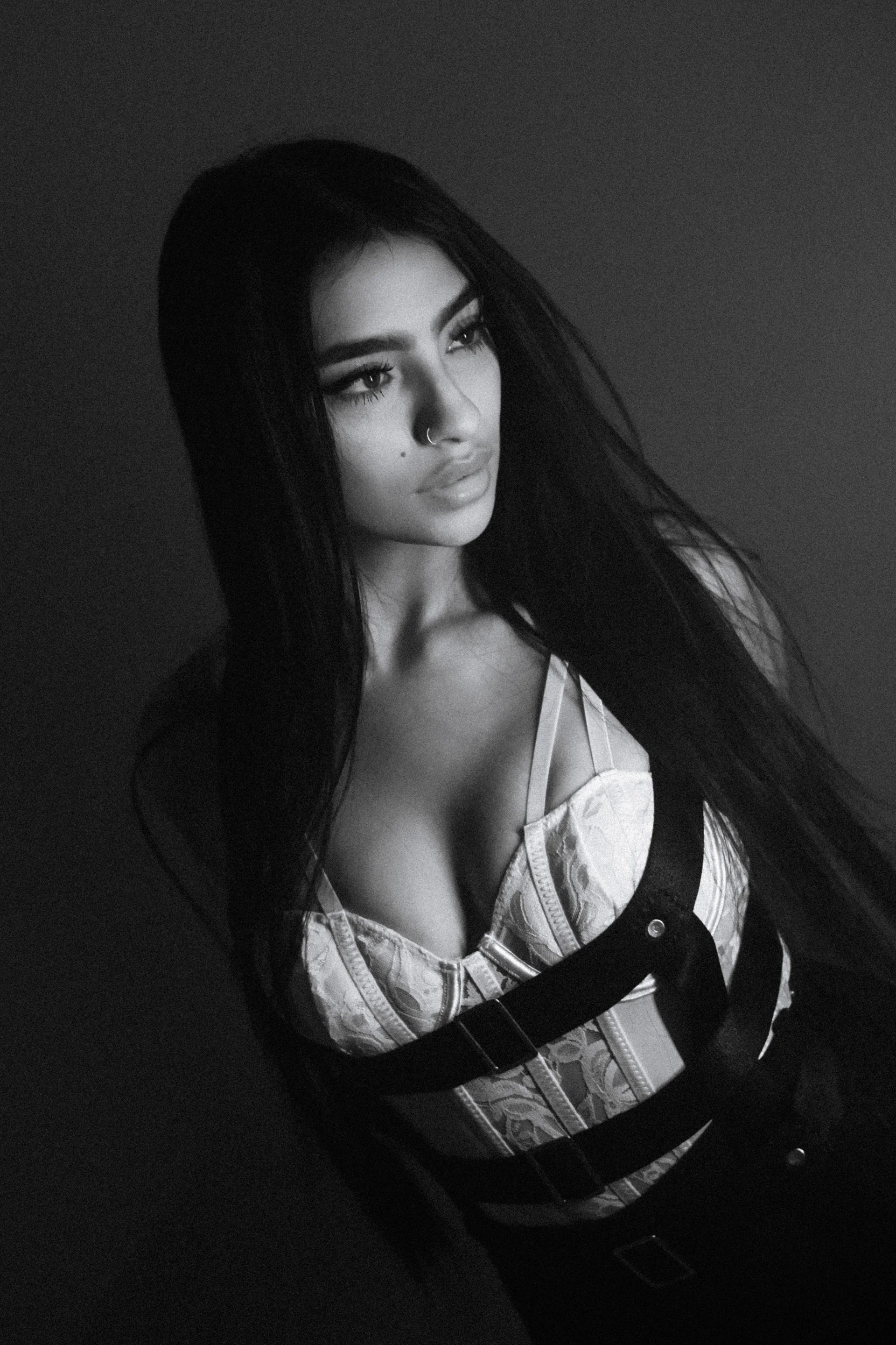 XXX Porn Photo of Nude IzzyWild 31