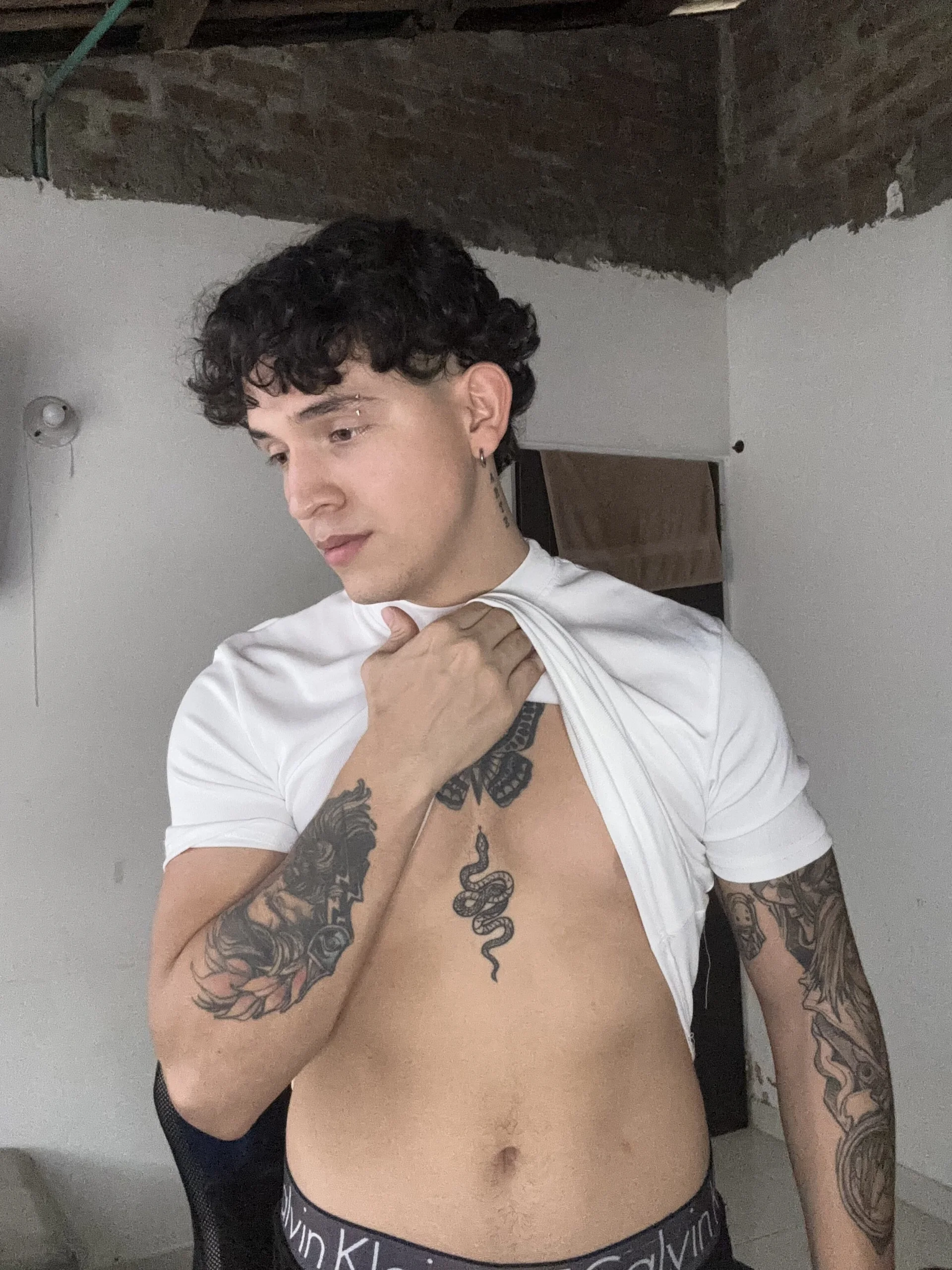 XXX Porn Photo of Nude Aangelhot 12