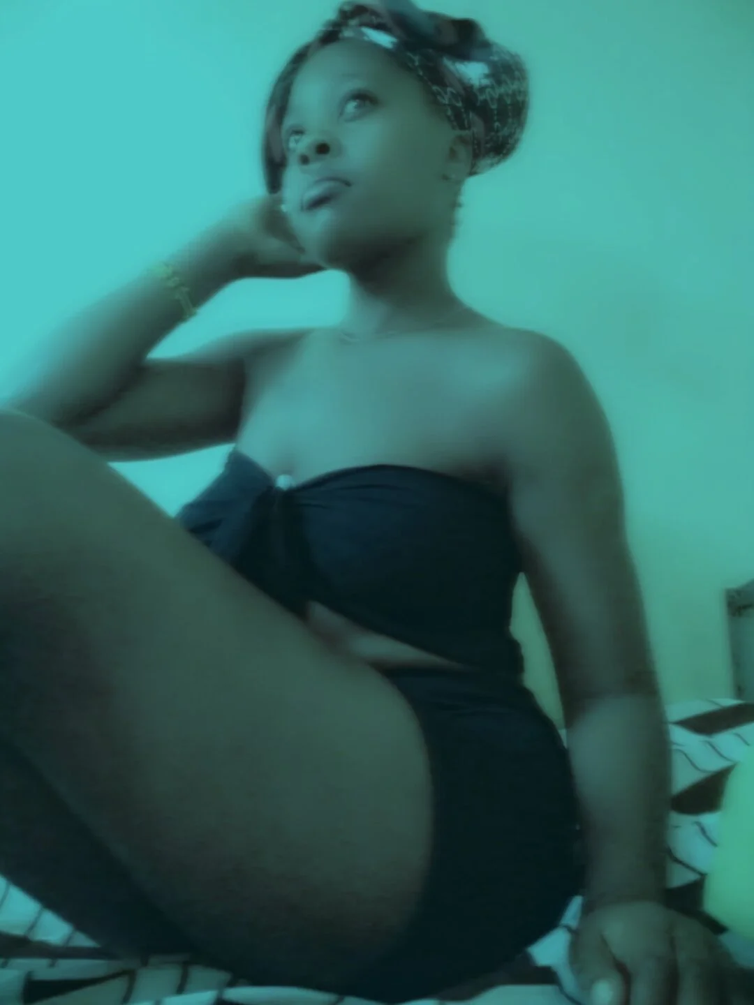 XXX Porn Photo of Nude pressures_winnie 2