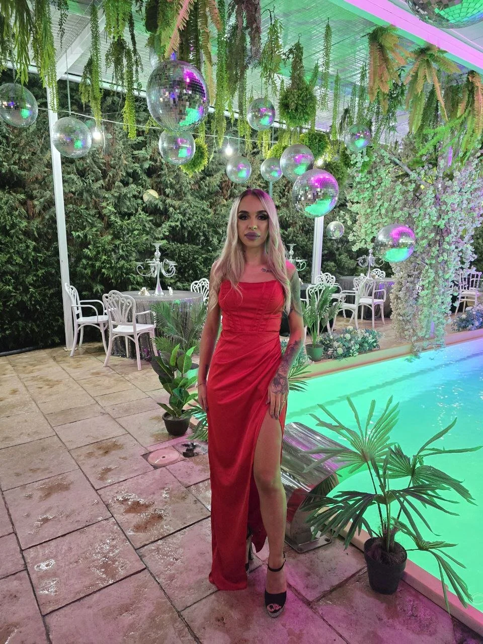 XXX Porn Photo of Nude AprilHadid 19