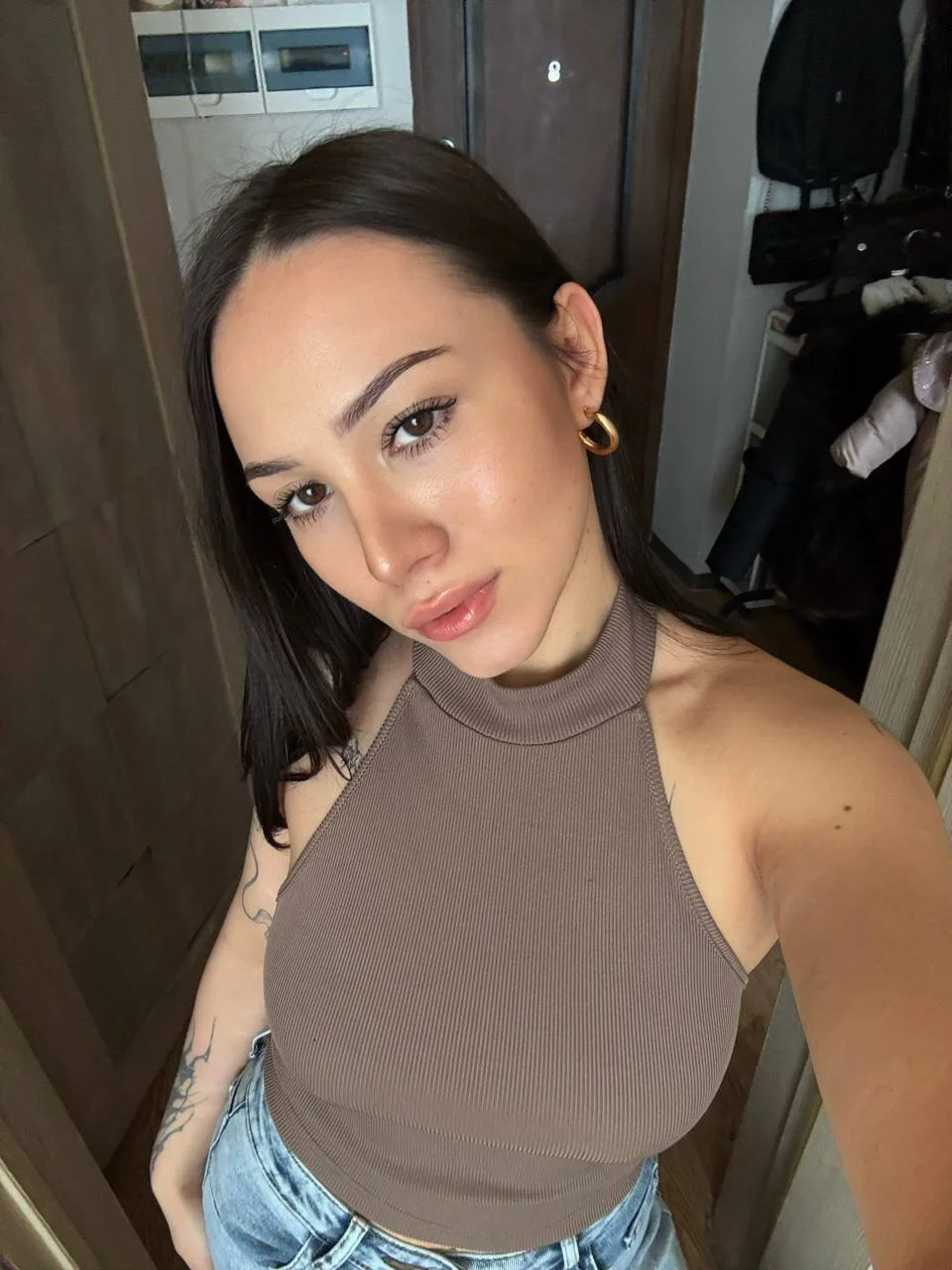 XXX Porn Photo of Nude Caramel_lolipop 3