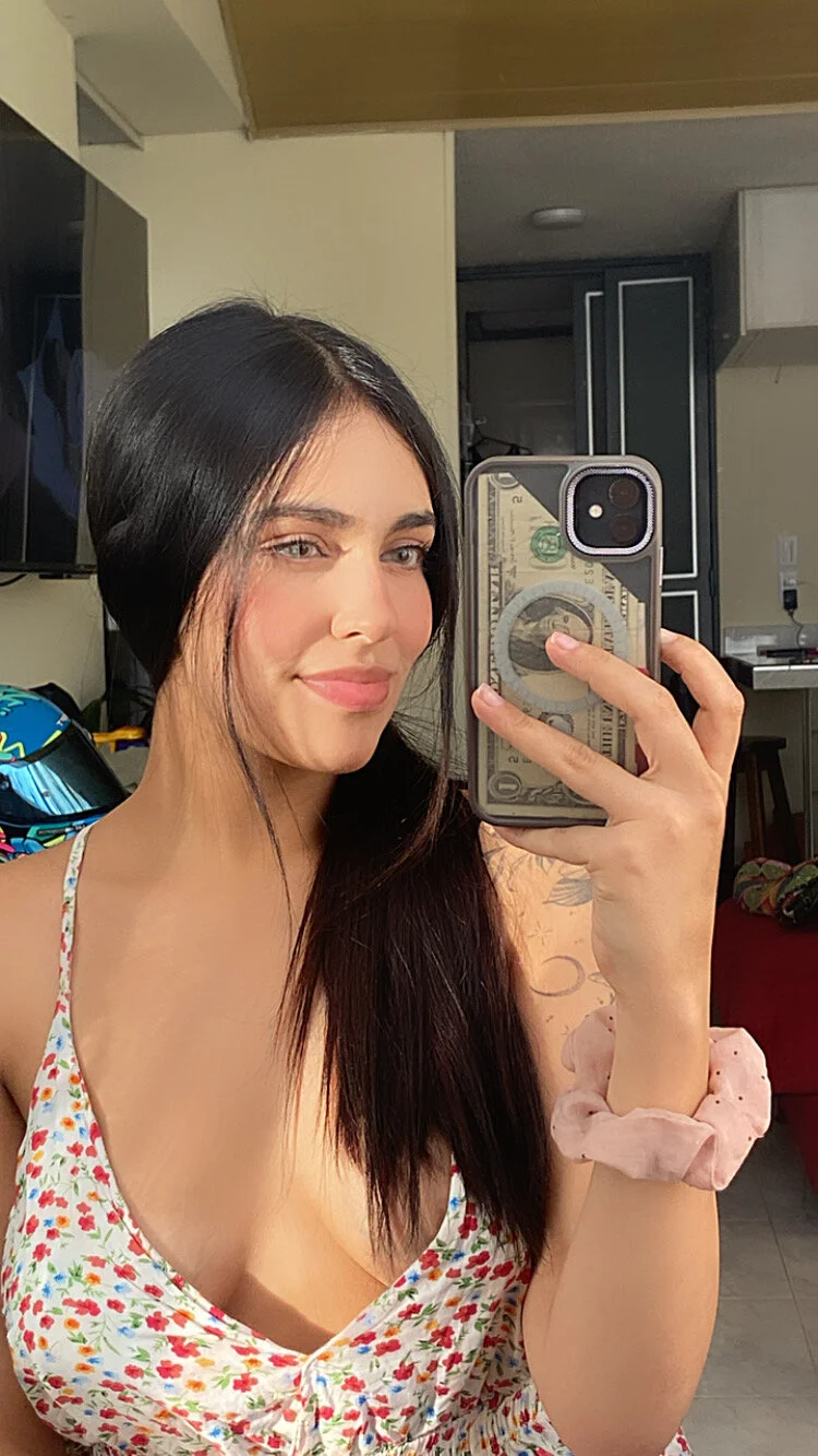 XXX Porn Photo of Nude DaphneUwu 123