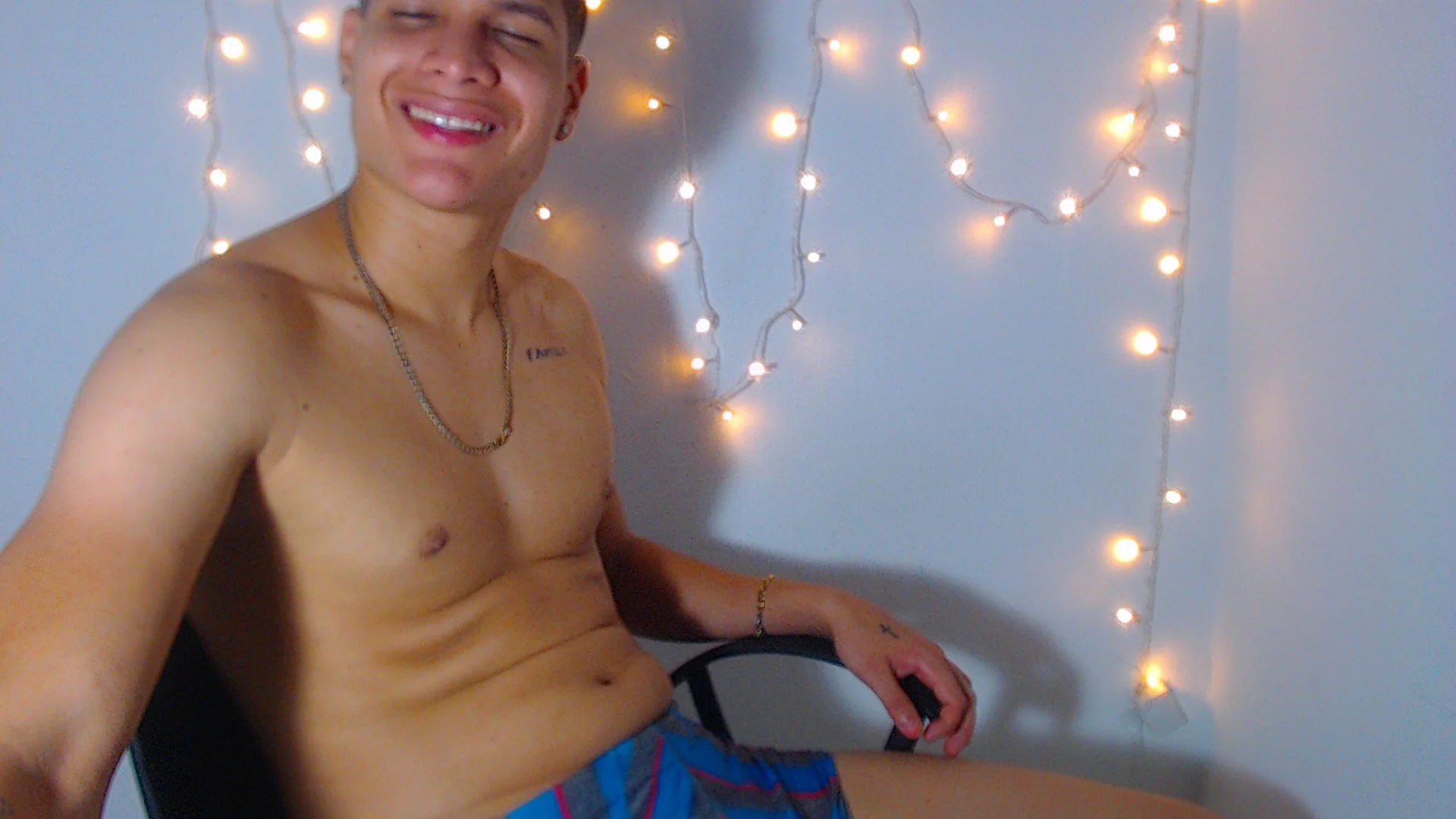 XXX Porn Photo of Nude PhoenixGnz 8