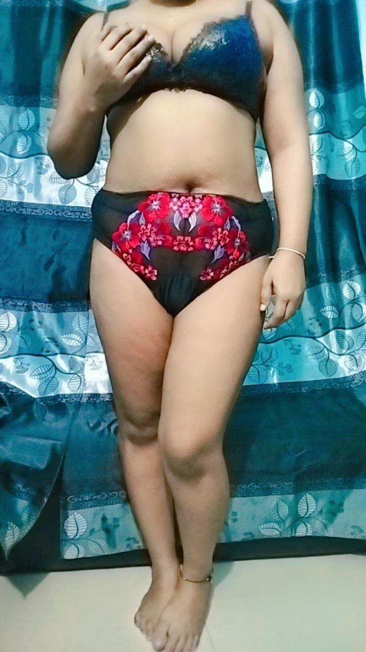 XXX Porn Photo of Nude Susmita_Sen 5
