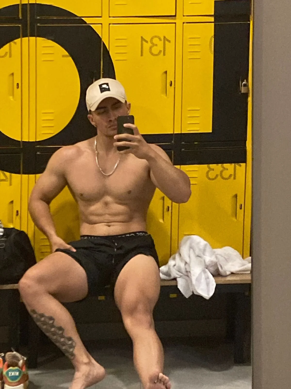 XXX Porn Photo of Nude Brad_Summer 28