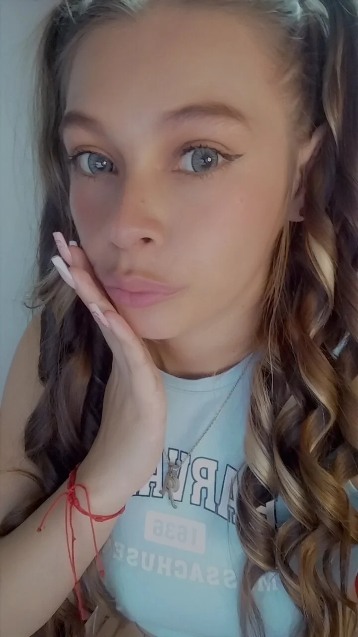 XXX Porn Photo of Nude sweetlittlelisa 3