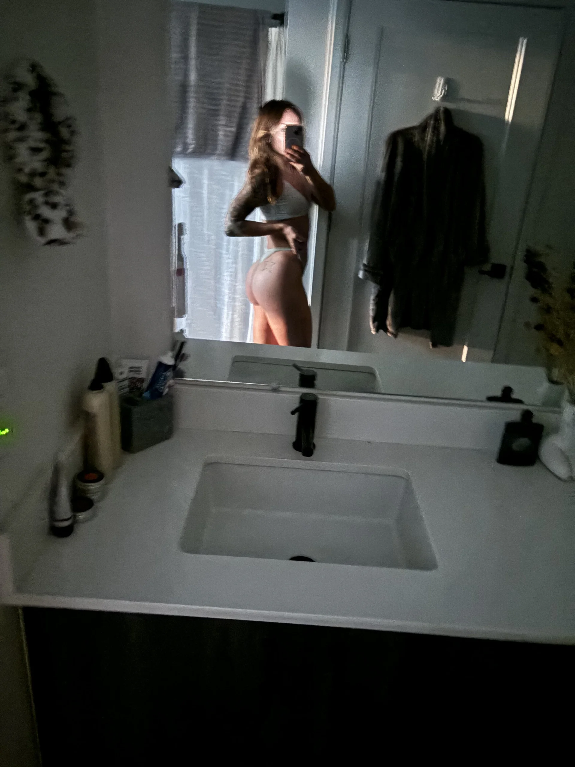 XXX Porn Photo of Nude SecretsNextDoor 2