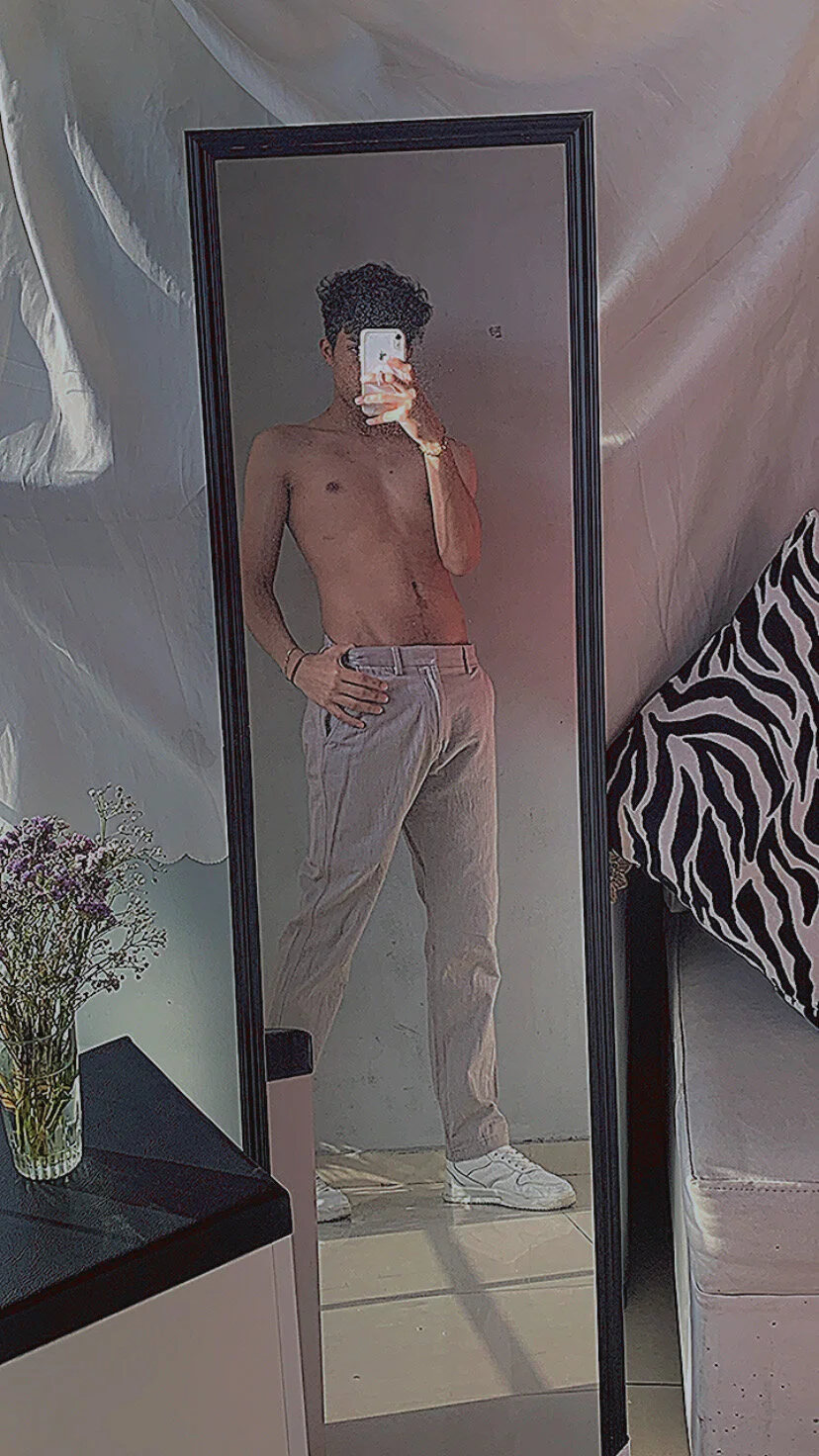 XXX Porn Photo of Nude Imkarlosv 1