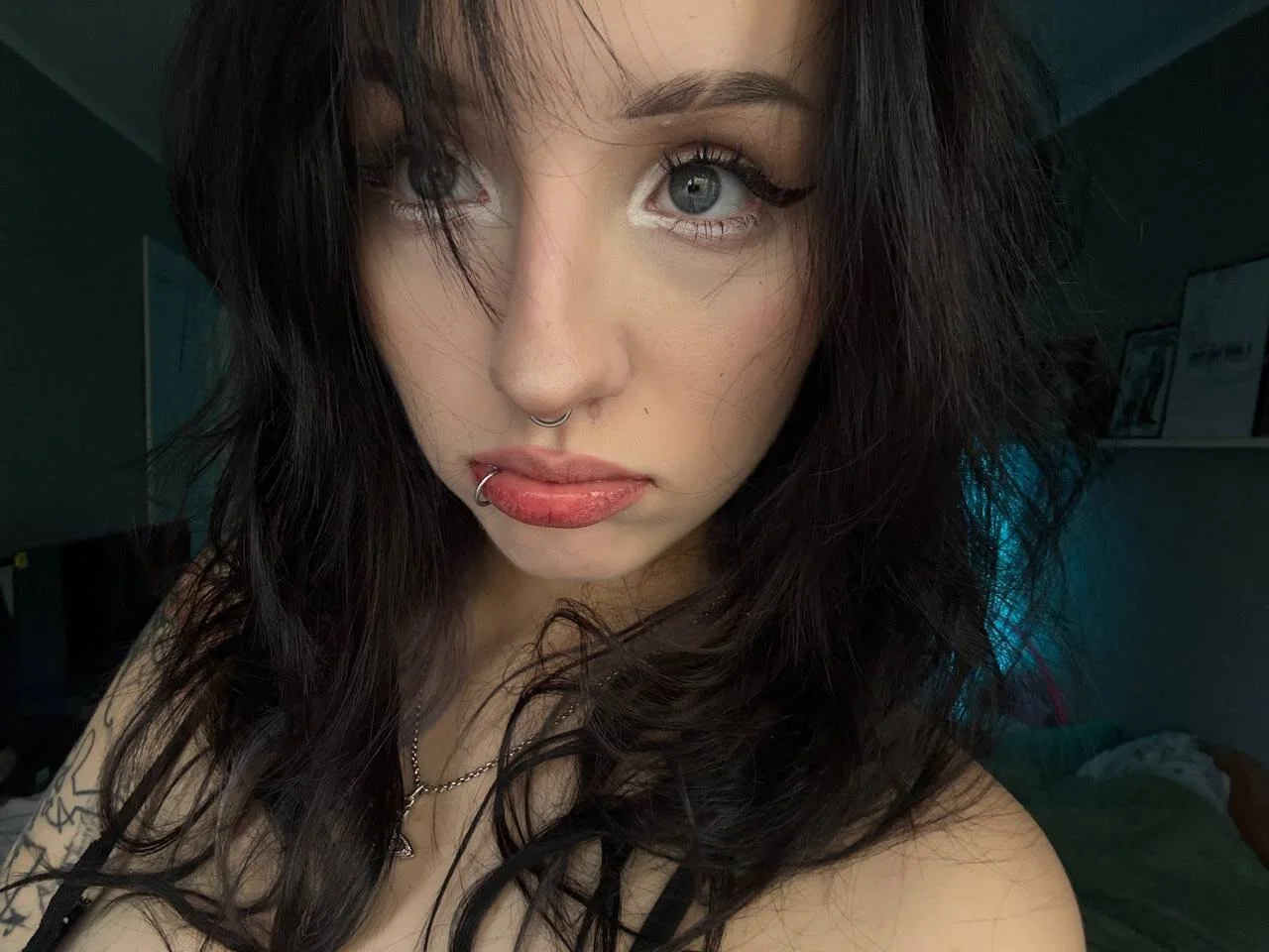 XXX Porn Photo of Nude Viv_Player 102