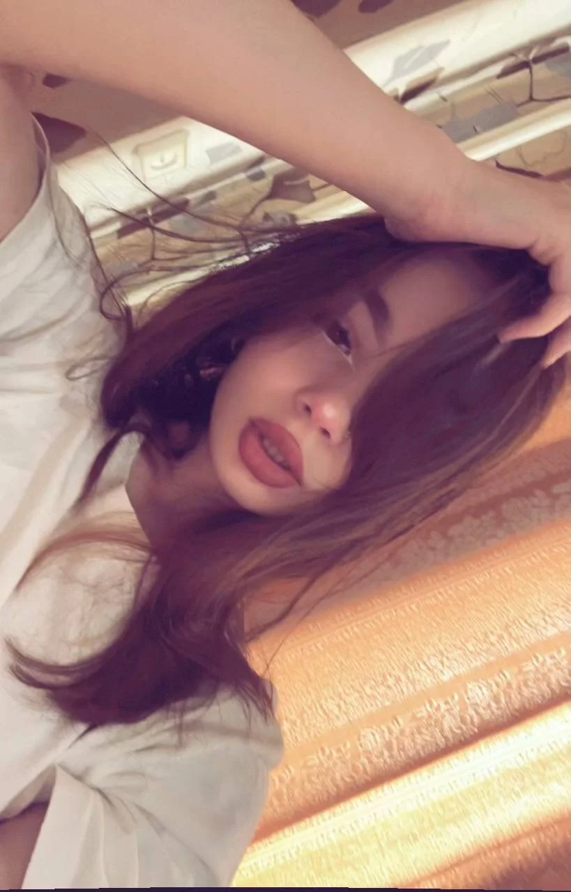 XXX Porn Photo of Nude wenitwu 1