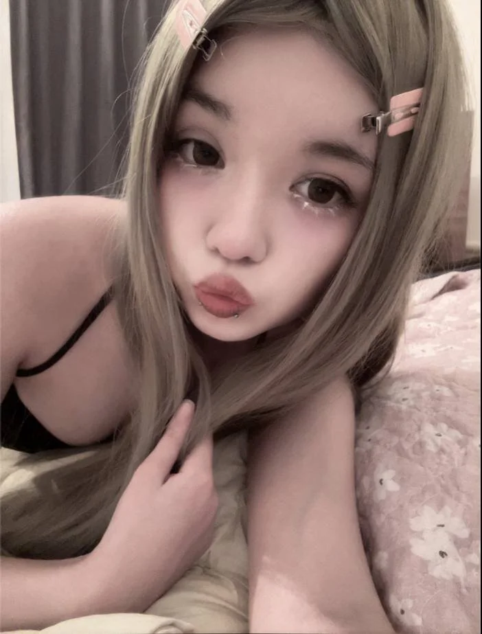 XXX Porn Photo of Nude kok0mi 14