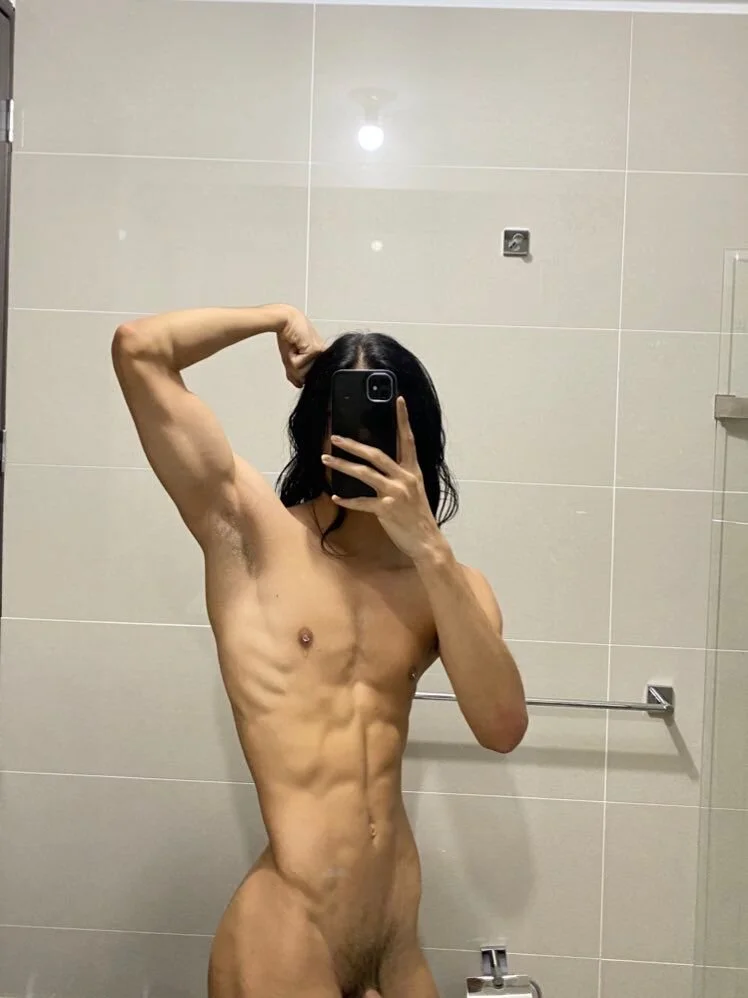 XXX Porn Photo of Nude NoahDevil18 2