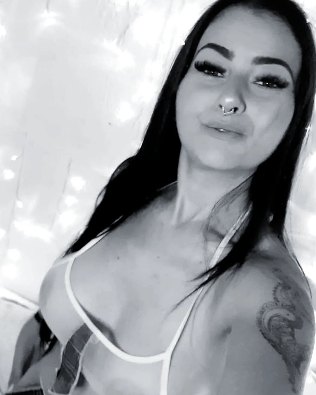 XXX Porn Photo of Nude LauraColour 73