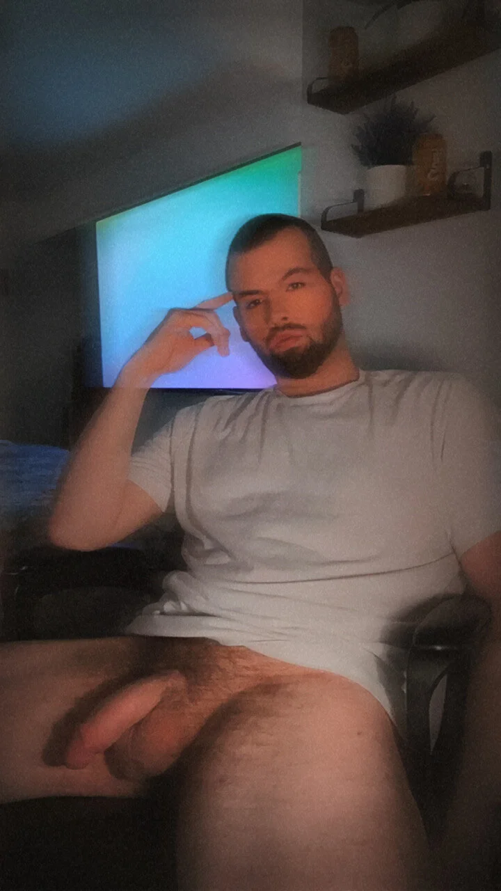XXX Porn Photo of Nude hairyavg 6