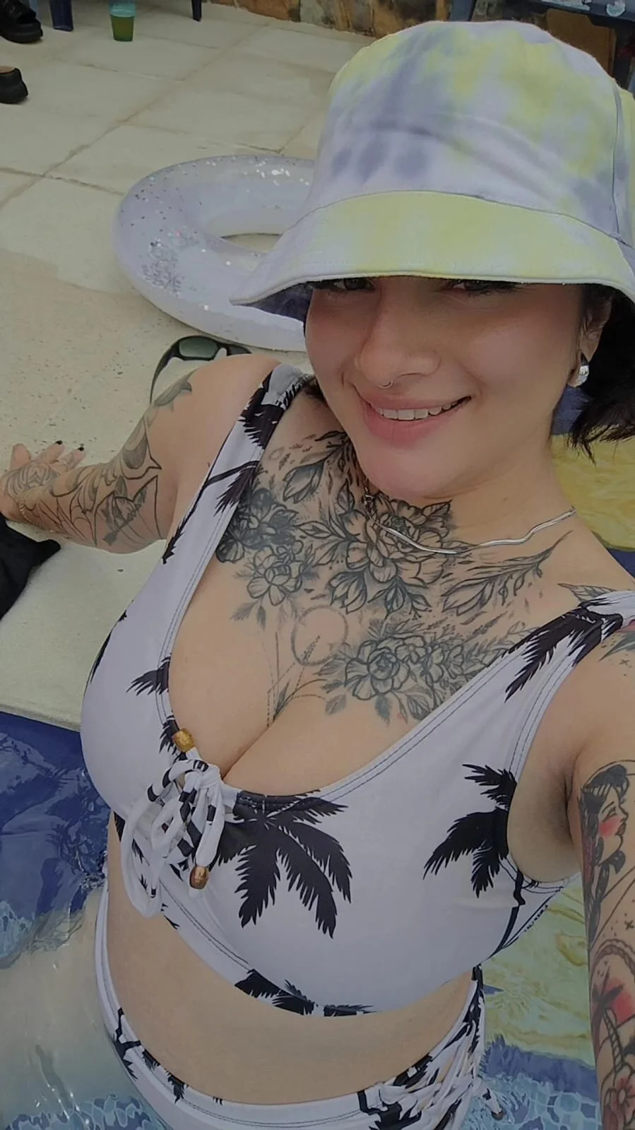 XXX Porn Photo of Nude iam__mystic 15