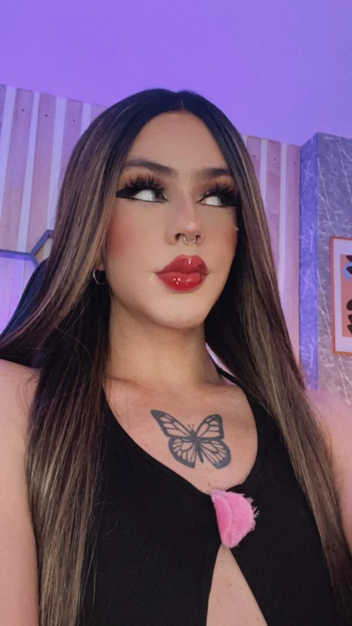 XXX Porn Photo of Nude miah_connor 3