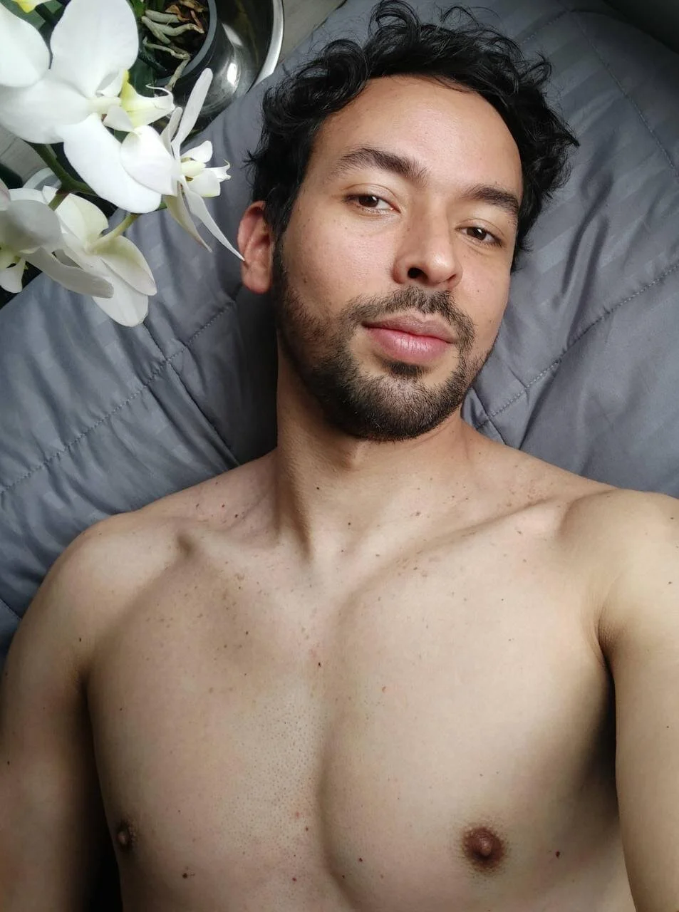 XXX Porn Photo of Nude tommy_raym0ndg 7