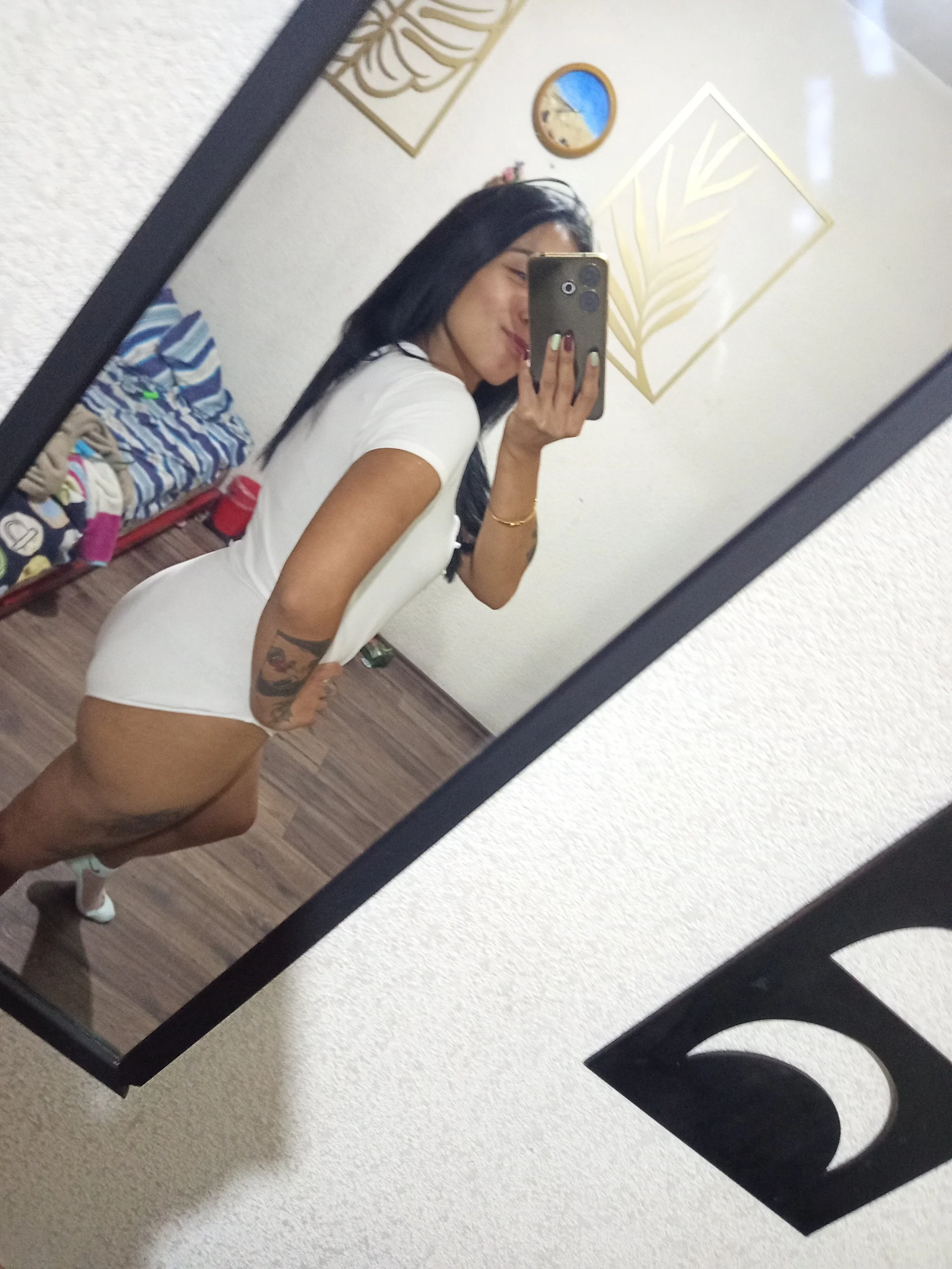 XXX Porn Photo of Nude bonithaivone 2