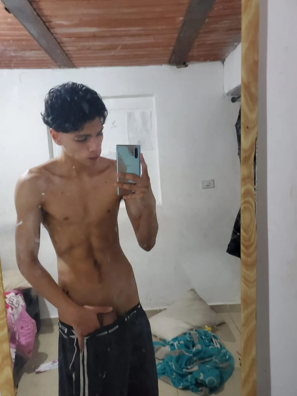 XXX Porn Photo of Nude Ithan_Hott 9