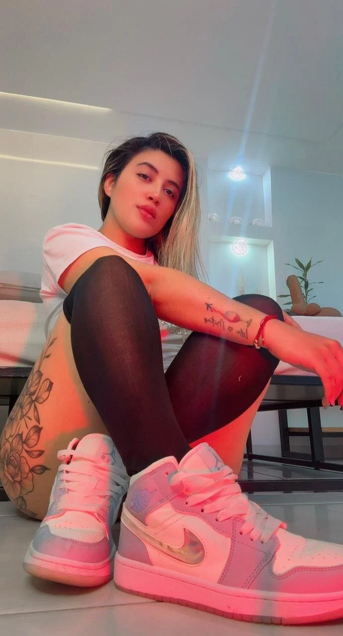 XXX Porn Photo of Nude julietha_taylor 64