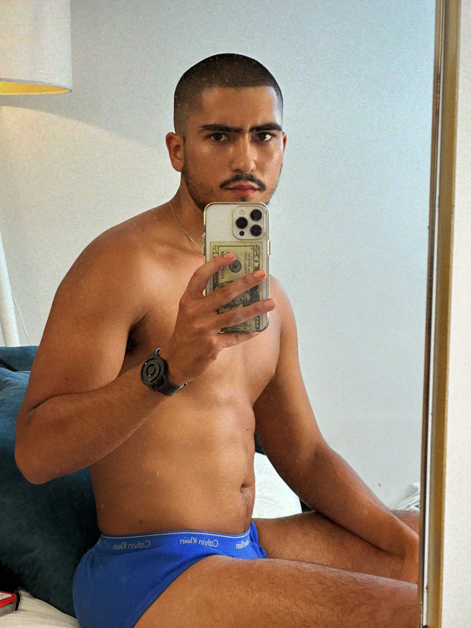 XXX Porn Photo of Nude david__johnson372 14