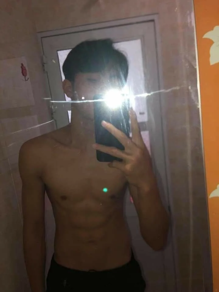 XXX Porn Photo of Nude adam420_ 4