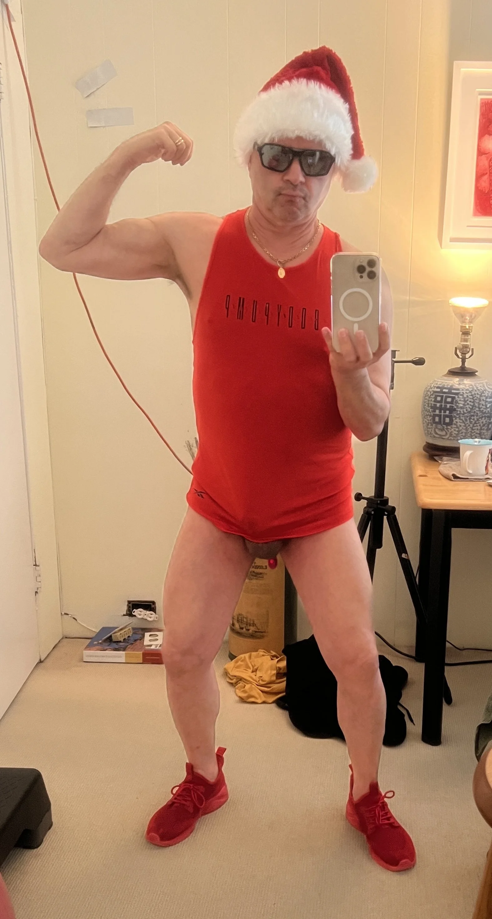 XXX Porn Photo of Nude hotdadbod 198
