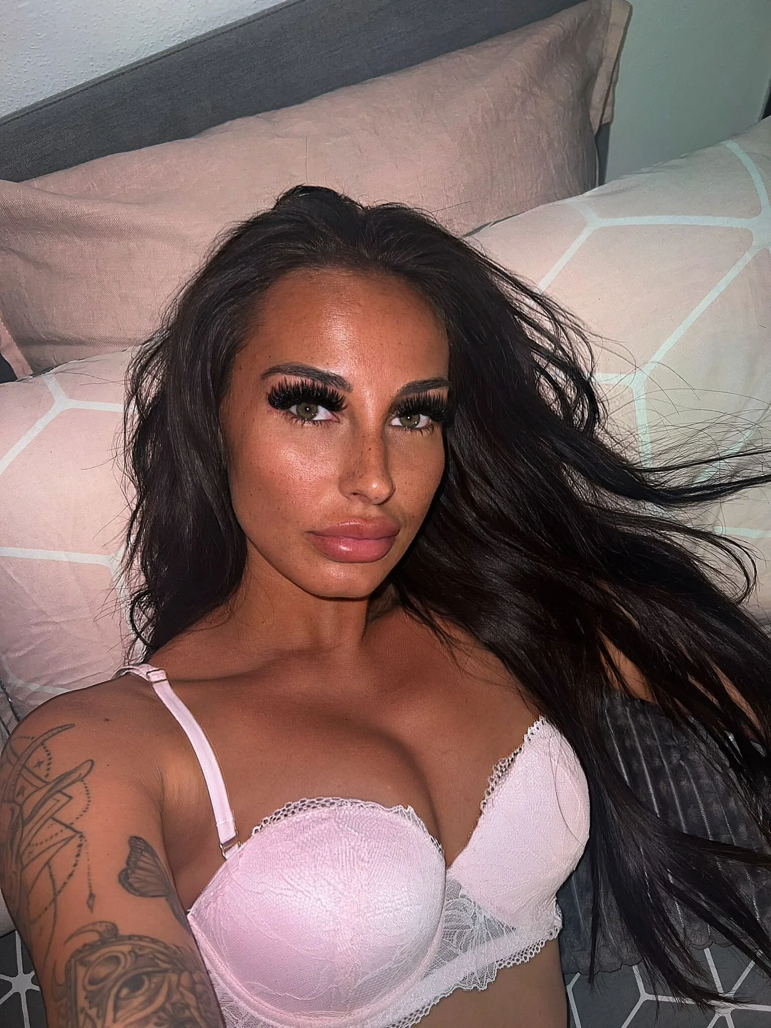 XXX Porn Photo of Nude Rosieredxox 38