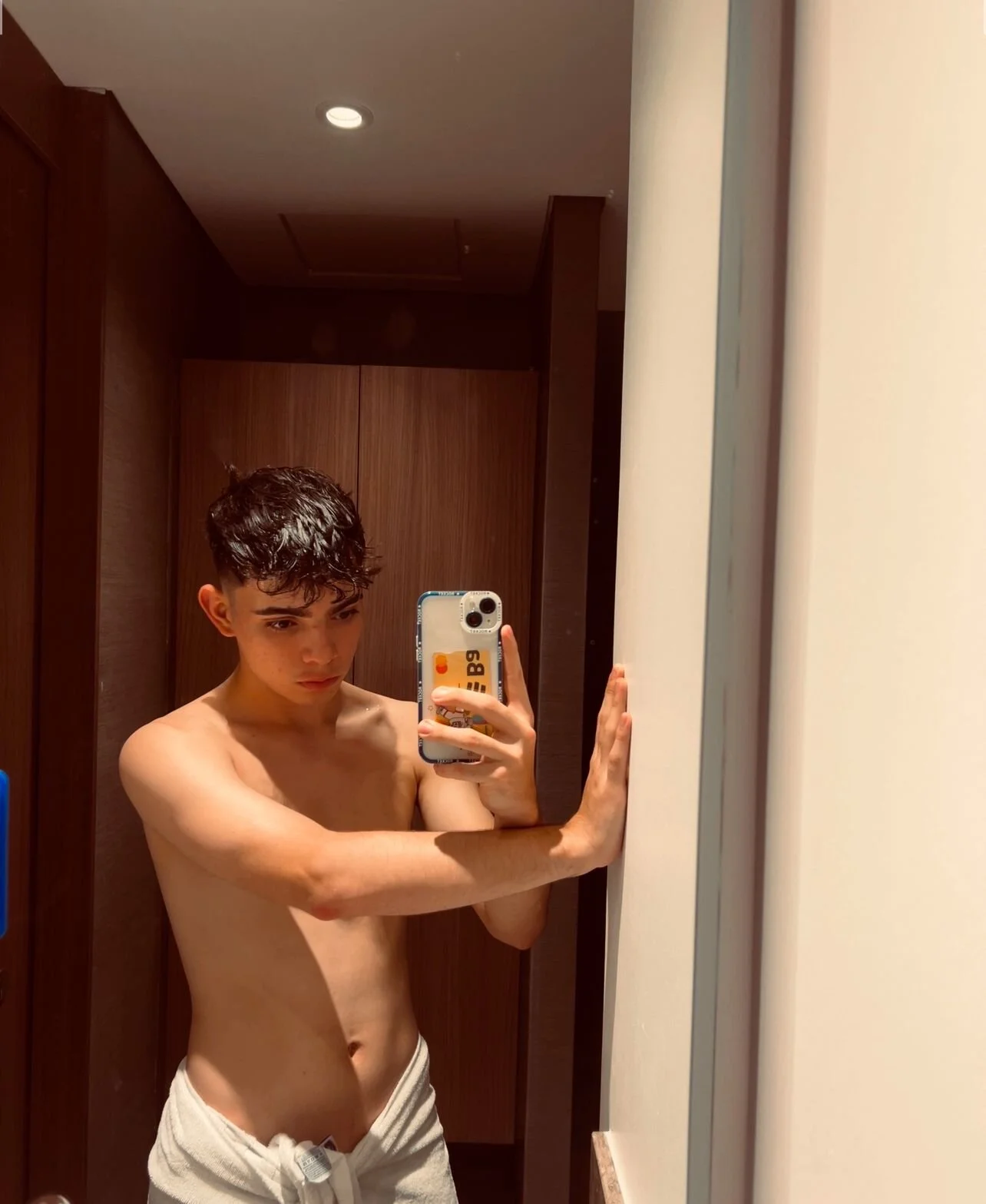 XXX Porn Photo of Nude lukeboyce33 1