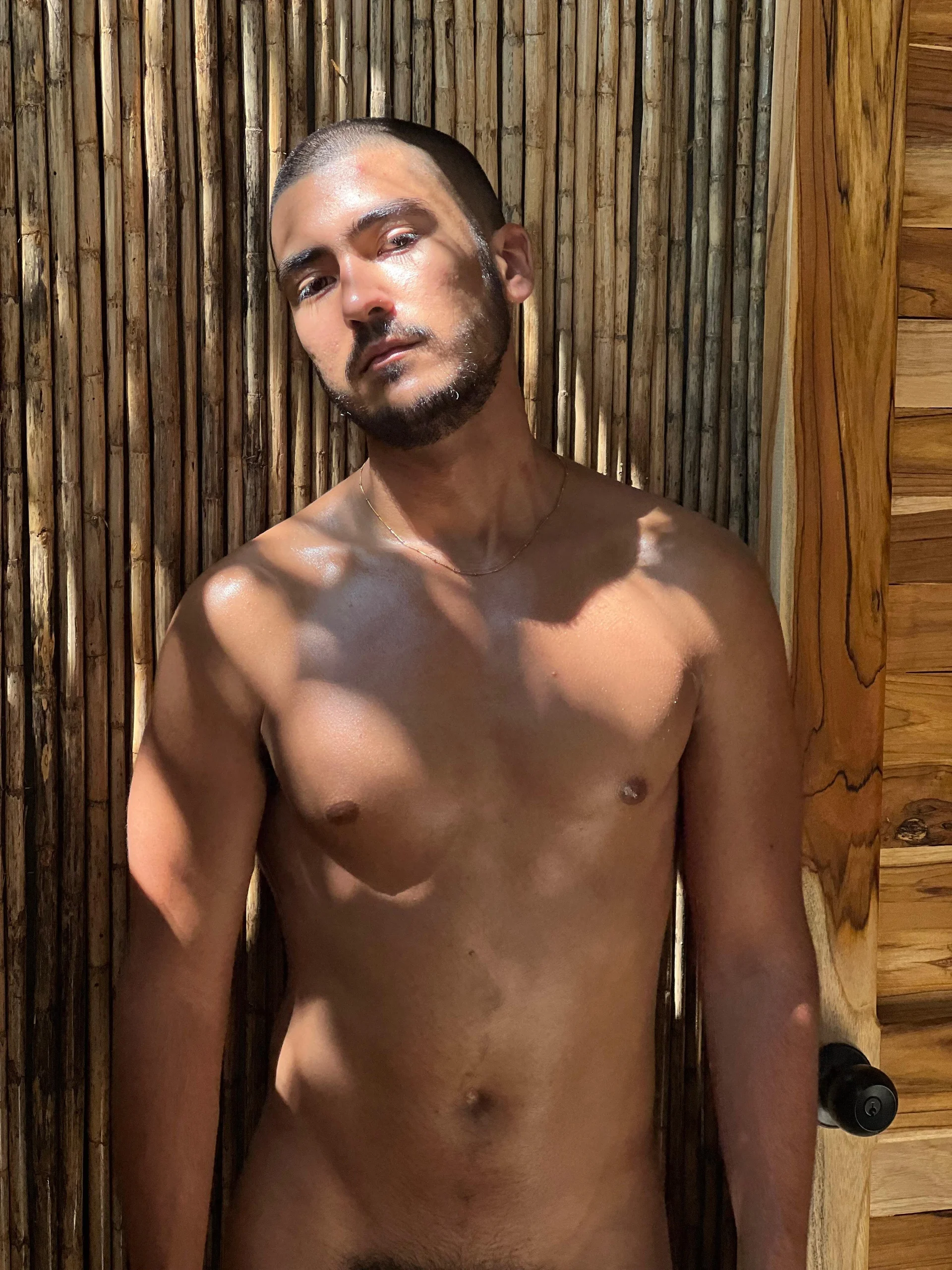 XXX Porn Photo of Nude david__johnson372 20