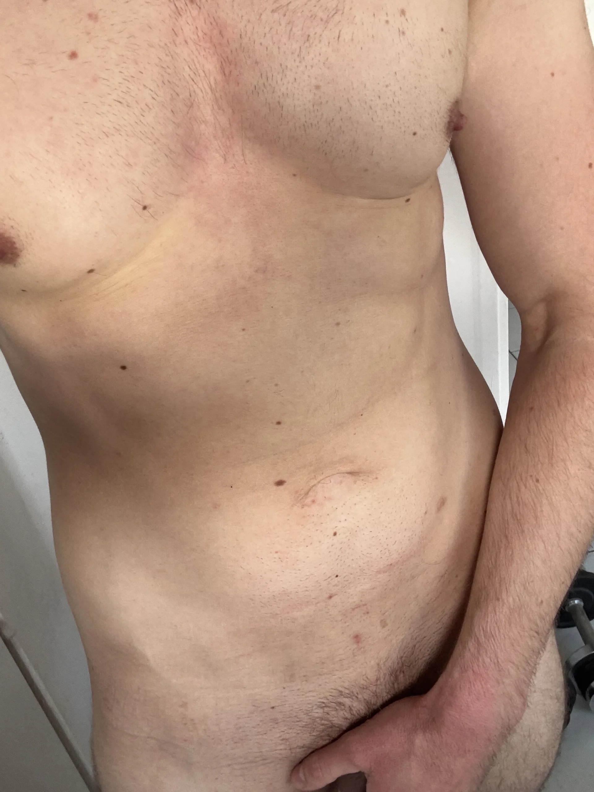 XXX Porn Photo of Nude sportive_hunk 4