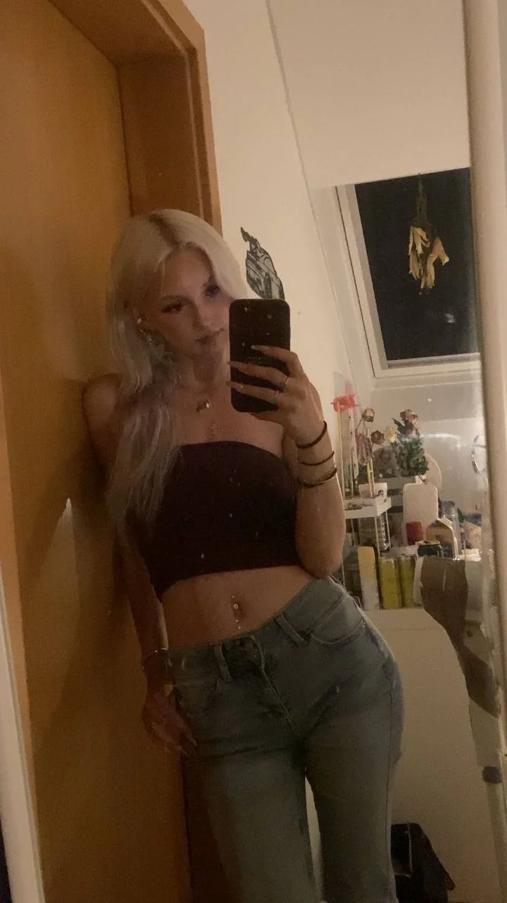 XXX Porn Photo of Nude BabyMonroeex 5