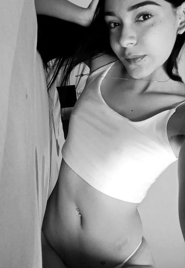 XXX Porn Photo of Nude srta_luciana 3