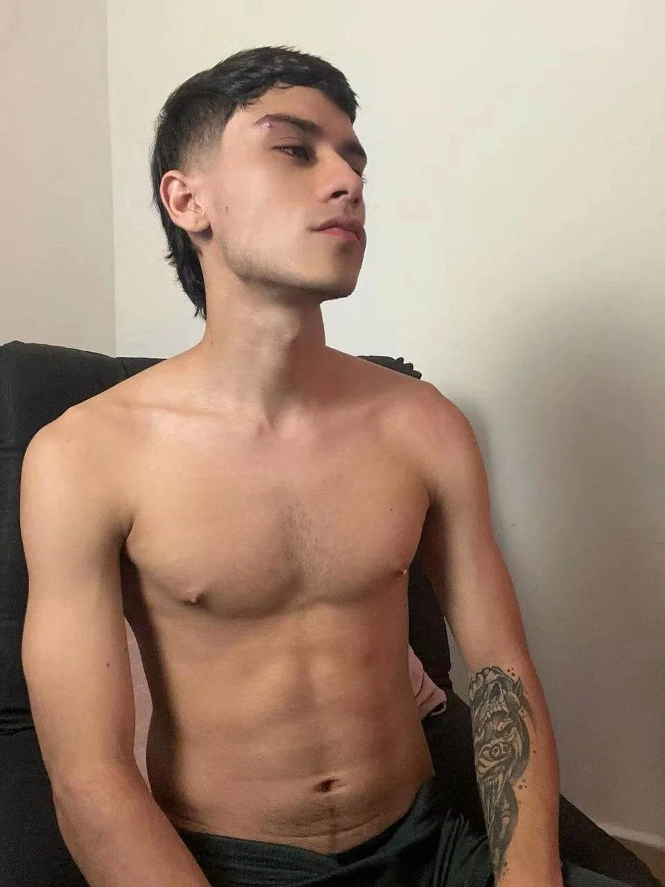 XXX Porn Photo of Nude Axel_DavisS 1