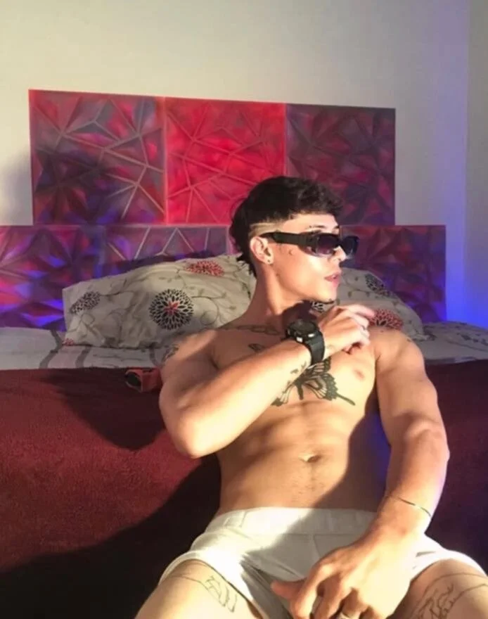 XXX Porn Photo of Nude maxwell_crazy1 4
