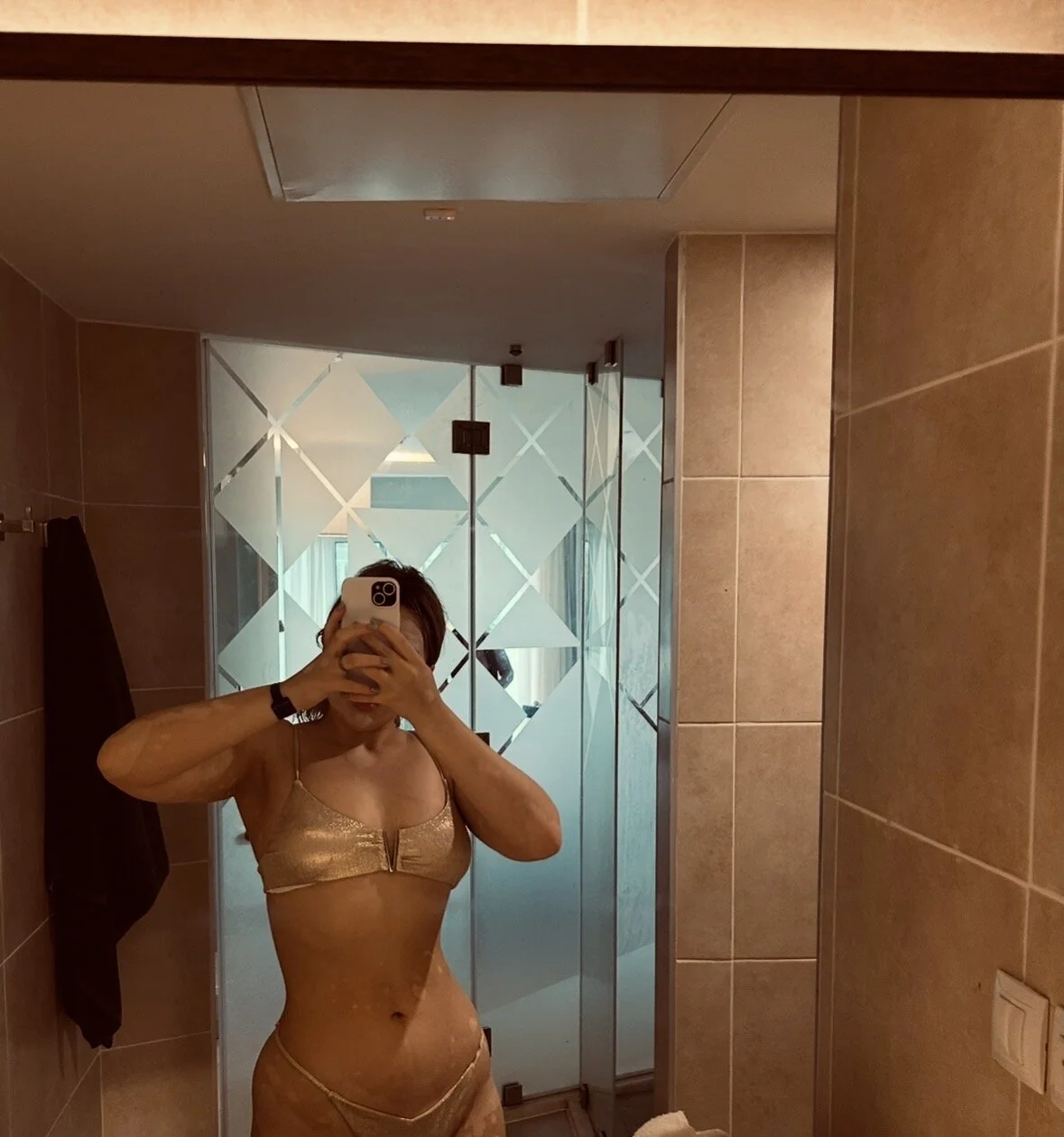 XXX Porn Photo of Nude AnessaroseX 25