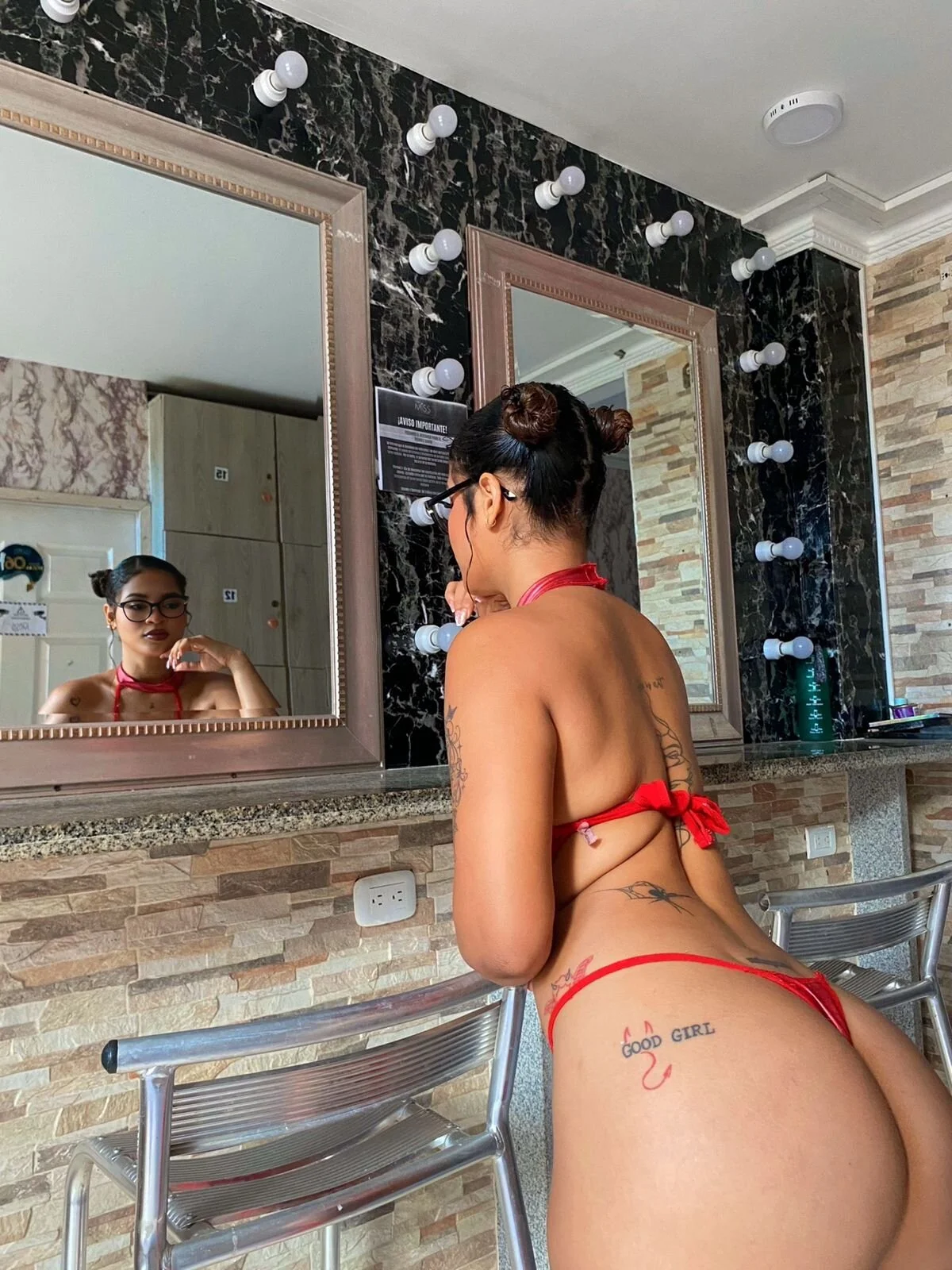 XXX Porn Photo of Nude IVISBOUNCYASS 295